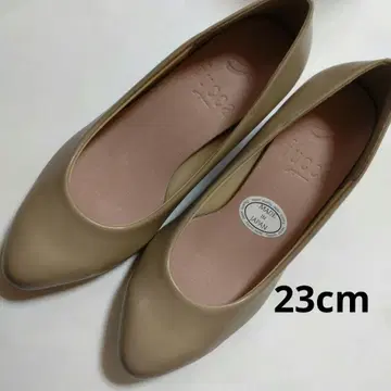 미사용 새상품 fucca 베이지 스틸레토 펌프스 23cm