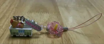헬로키티 하와이 한정판 스트랩 하이비스커스 버스