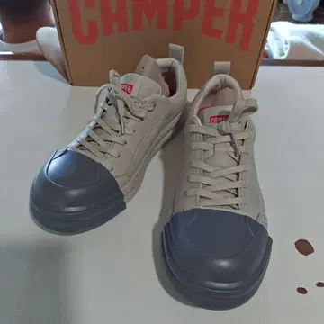 CAMPPER 베이지 토캡 스니커즈