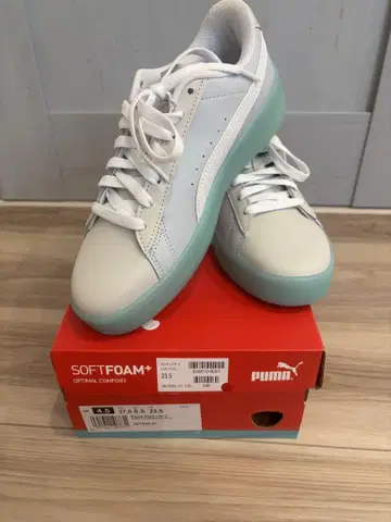 PUMA 소프트폼+ 스니커즈 23.5