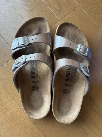 BIRKENSTOCK/버켄스탁 Sydney 펄 헤이즐 색상 35