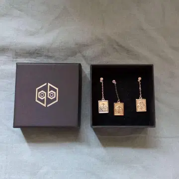 여왕벌 club of qb 귀걸이