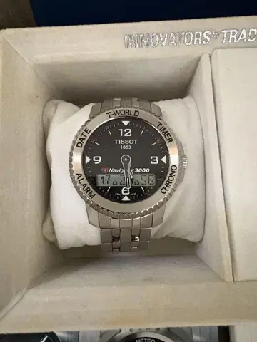 새상품급 TISSOT 네비게이터 3000 터치센서 월드타임