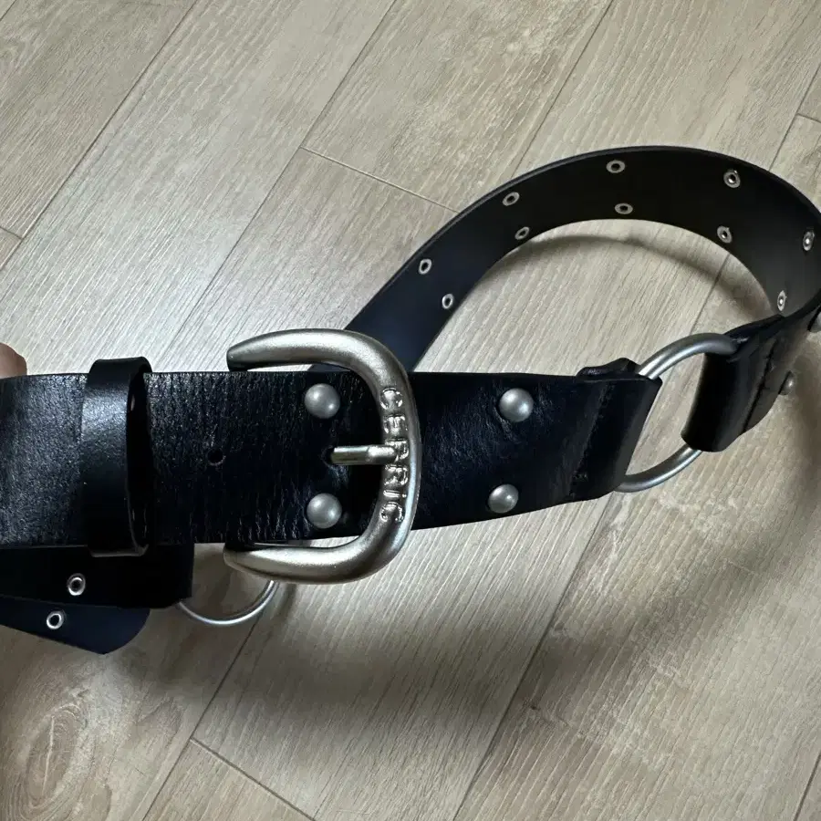 ベルト CERRIC : 24FW / EYELET RING BELT (2COLORS) ACCESSORIES - CERRIC