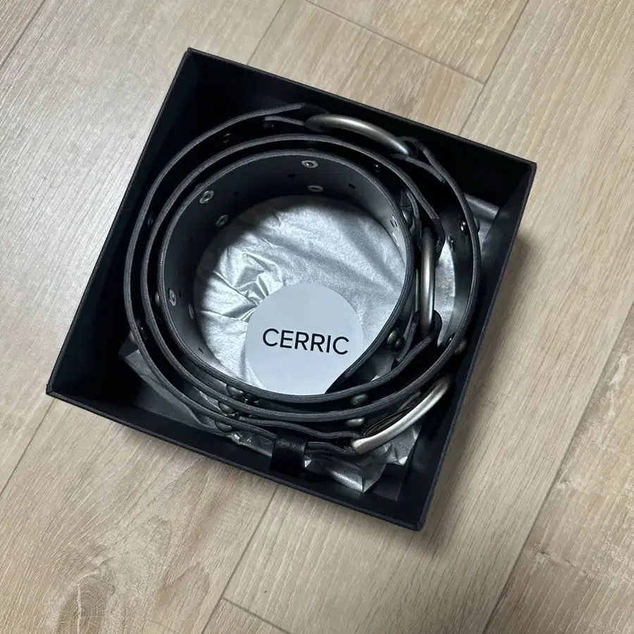 ★CERRIC★ TWO RING RIVET BELT CERRIC-TWO RING RIVET BELT / BLACK│삼성물산 온라인몰 SSF Shop