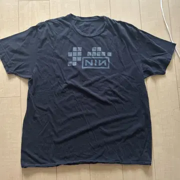 nine inch nails 티셔츠