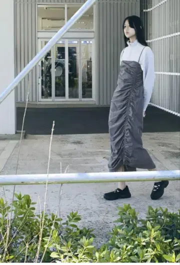 그레이 개더 캐미 원피스 롱