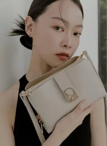 PICXYACCS Dinah 크로스 바디 백