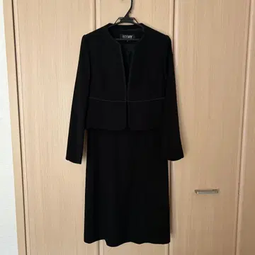 블랙 원피스 수트 자켓 포함