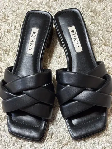 새상품급 dianad 샌들 뮬