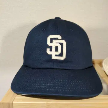 StandardCalifornia SD 로고 네이비 스냅백 캡