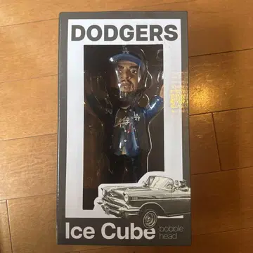 다저스 Ice Cube bobble head
