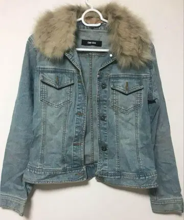 CHUXXX 퍼가 달린 데님 자켓 여성용