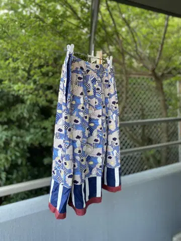 LAURA ASHLEY 로라 애슐리 꽃무늬 플레어 스커트 size 3