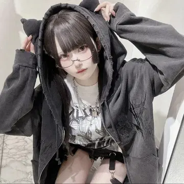 VOLCAN&APHRODITE 고양이 귀 피그먼트 지퍼 후드티 BLACK