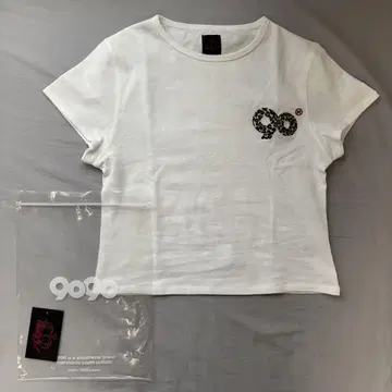 9090 girl 90 Logo Girl Cropped Tee