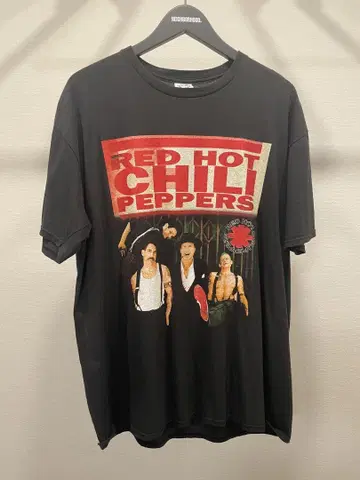 RED HOT CHILI PEPPERS 티셔츠 XL 사이즈
