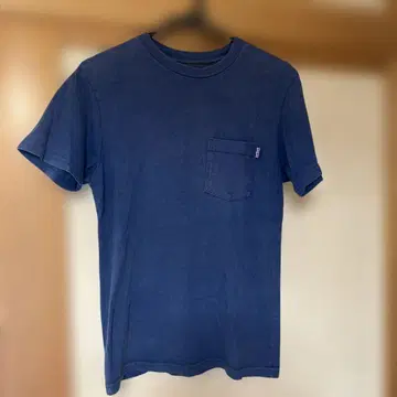 Patagonia 네이비 T셔츠 포켓 부착