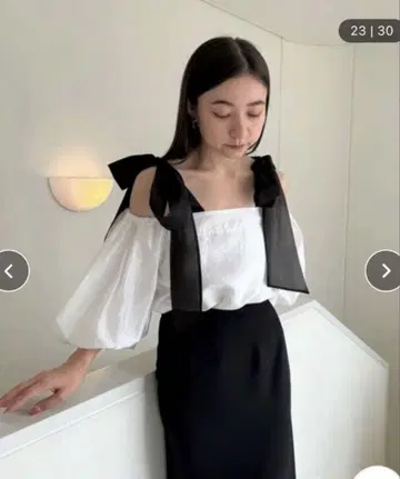 snidel 리본 오프숄더 블라우스