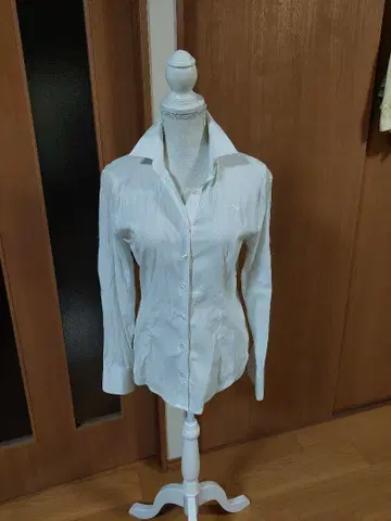 새상품급 나라 까미체 셔츠 화이트
