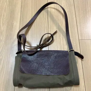 일비종떼 숄더백