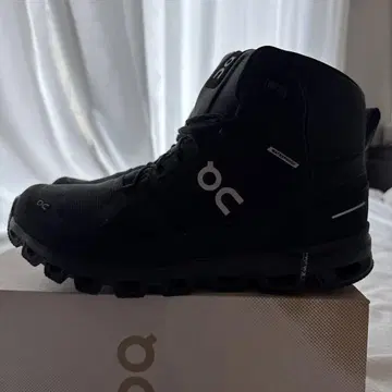 On Cloudrock Waterproof(27.5cm)