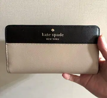 kate spade 두겹 지갑 베이지/블랙 미사용 새상품