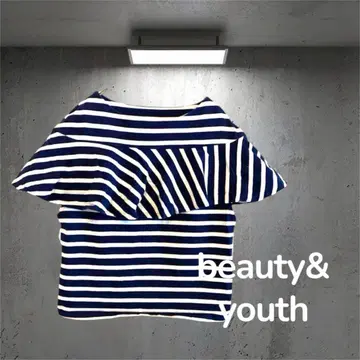 beauty&youth 상의 프릴 보더