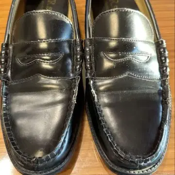 R. Swift 블랙 로퍼 25.0
