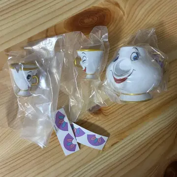 미녀와 야수 캡슐 토이 포트 부인 칩