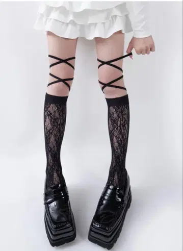 미사용 새상품 Darich 다리치 레이스 하이삭스 블랙