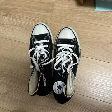 컨버스 올스타 블랙 하이컷 스니커즈