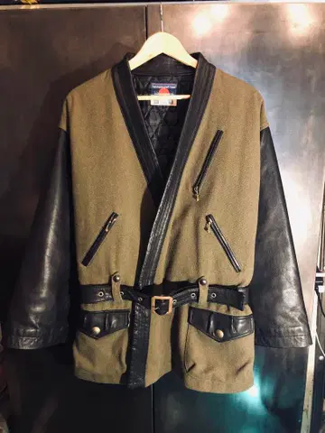 블랙 means 밀리터리 자켓 가죽 벨트 부착 도기