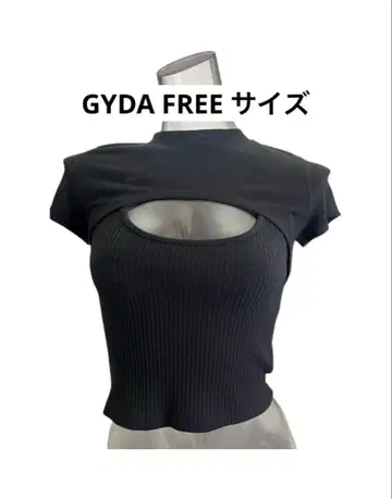 GYDA 블랙 컷 아웃 슬리브리스 티셔츠
