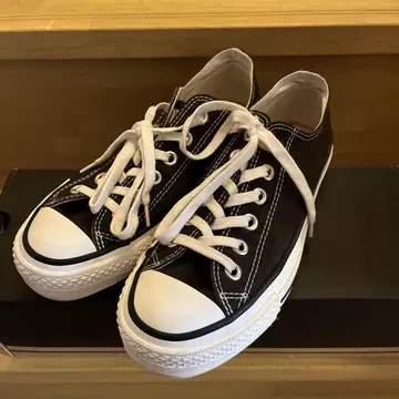 CONVERSE ALL STAR 블랙 스니커즈