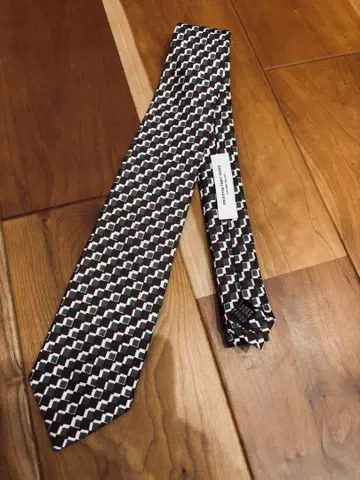 UNITED ARROWS 기하학 패턴 넥타이