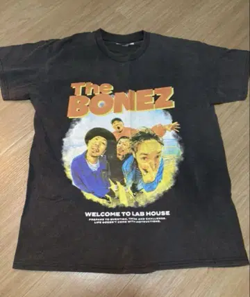 The BONEZ 투어 티셔츠