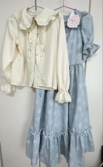 아오키 미사코 시마무라 니나스 콜라보 세트