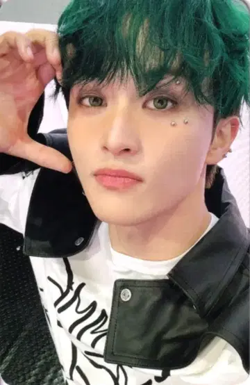 NCT DREAM QR 버전. MARK DREAM( )SCAPE