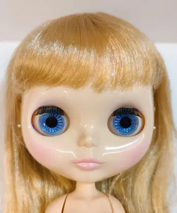 타카라토미 네오 브라이스 러브 앤 모어