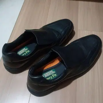 호킨스 트래블러 메모리 핏 블랙 신발