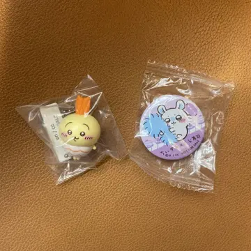 치이카와 쿠라스시 토끼 키링 모몽가 캔뱃지 세트