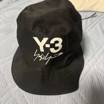Y-3 버킷 햇 블랙