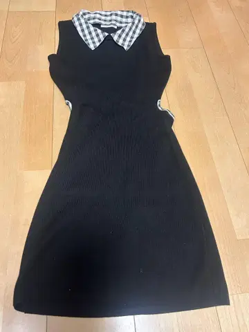 다리치 백 오픈 리본 니트 원피스