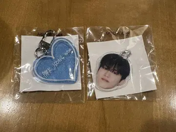 TREASURE 캡슐 토이 정우
