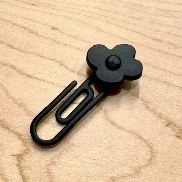 새상품 부토니에르 라르디니 정품 블랙