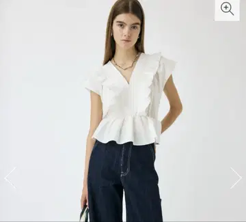마우지 SHIRRING RUFFLE PEPLUM 상의