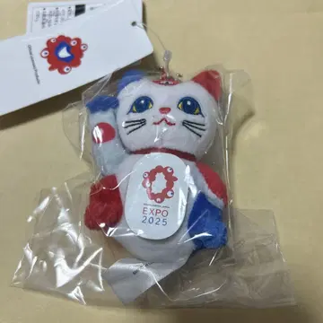 오사카 엑스포  performance  마네키네코 마스코트