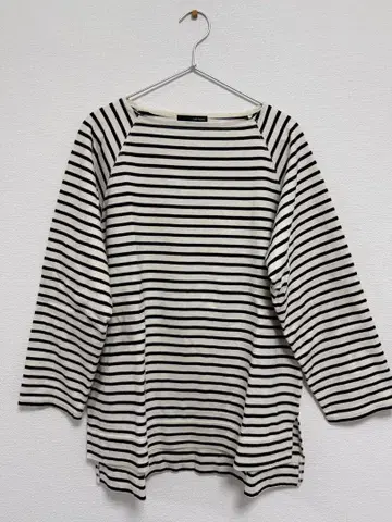vent blanc 보더 래글런 슬리브 풀오버 VC251715