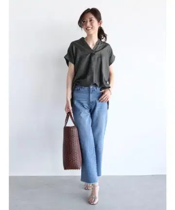 프렌치 슬리브 린넨 블렌드 블라우스